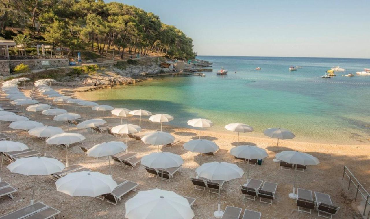 Apartments Vila Tisa Mali Lošinj Esterno foto
