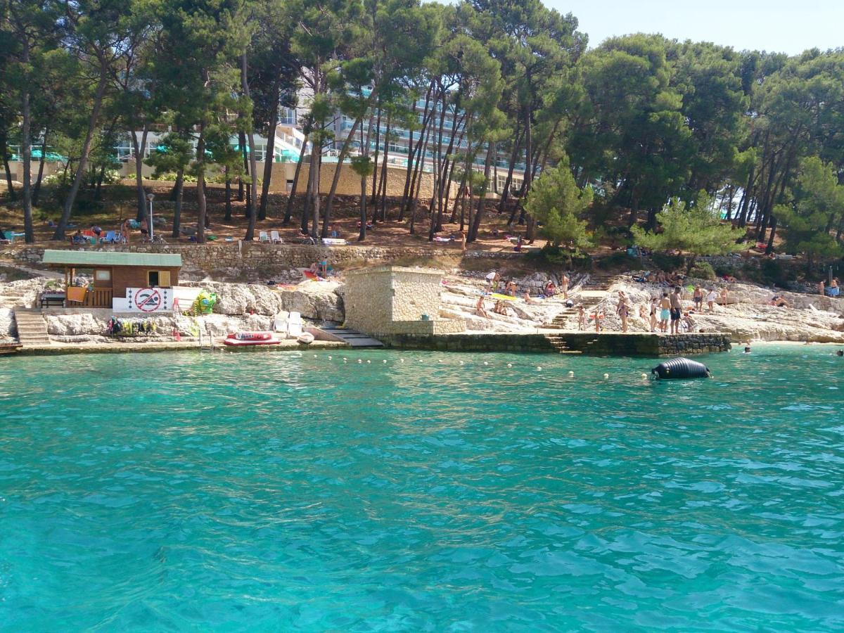 Apartments Vila Tisa Mali Lošinj Esterno foto