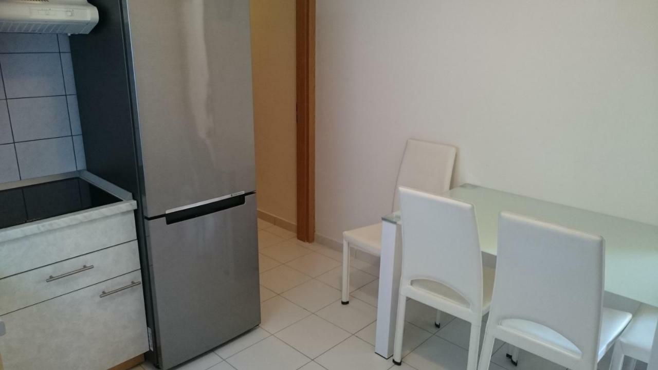 Apartments Vila Tisa Mali Lošinj Esterno foto
