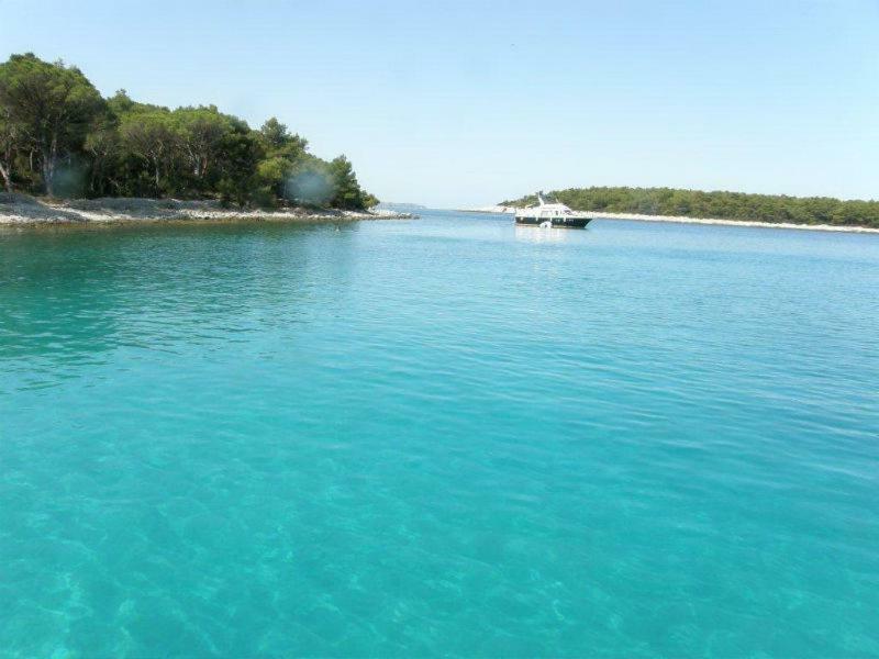 Apartments Vila Tisa Mali Lošinj Esterno foto